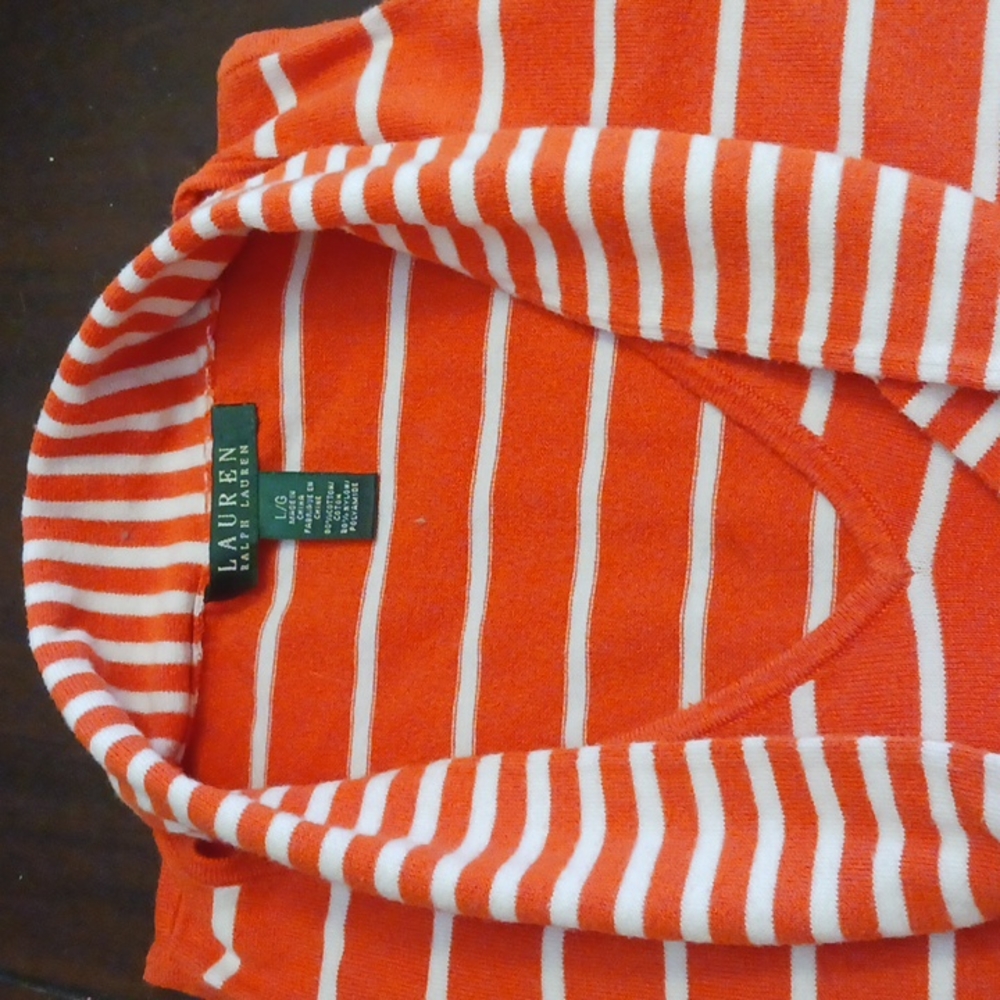 Ladies sleeveless Ralph Lauren top woren twice.